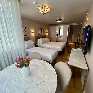 Hotel Weingart, Istanbul